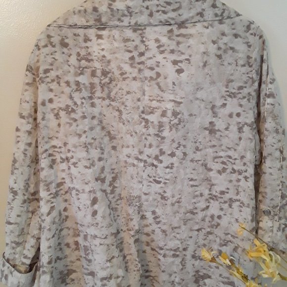 Chico's Beige & White Splatter Jkt Sz. 2 Not Worn! - Picture 7 of 8